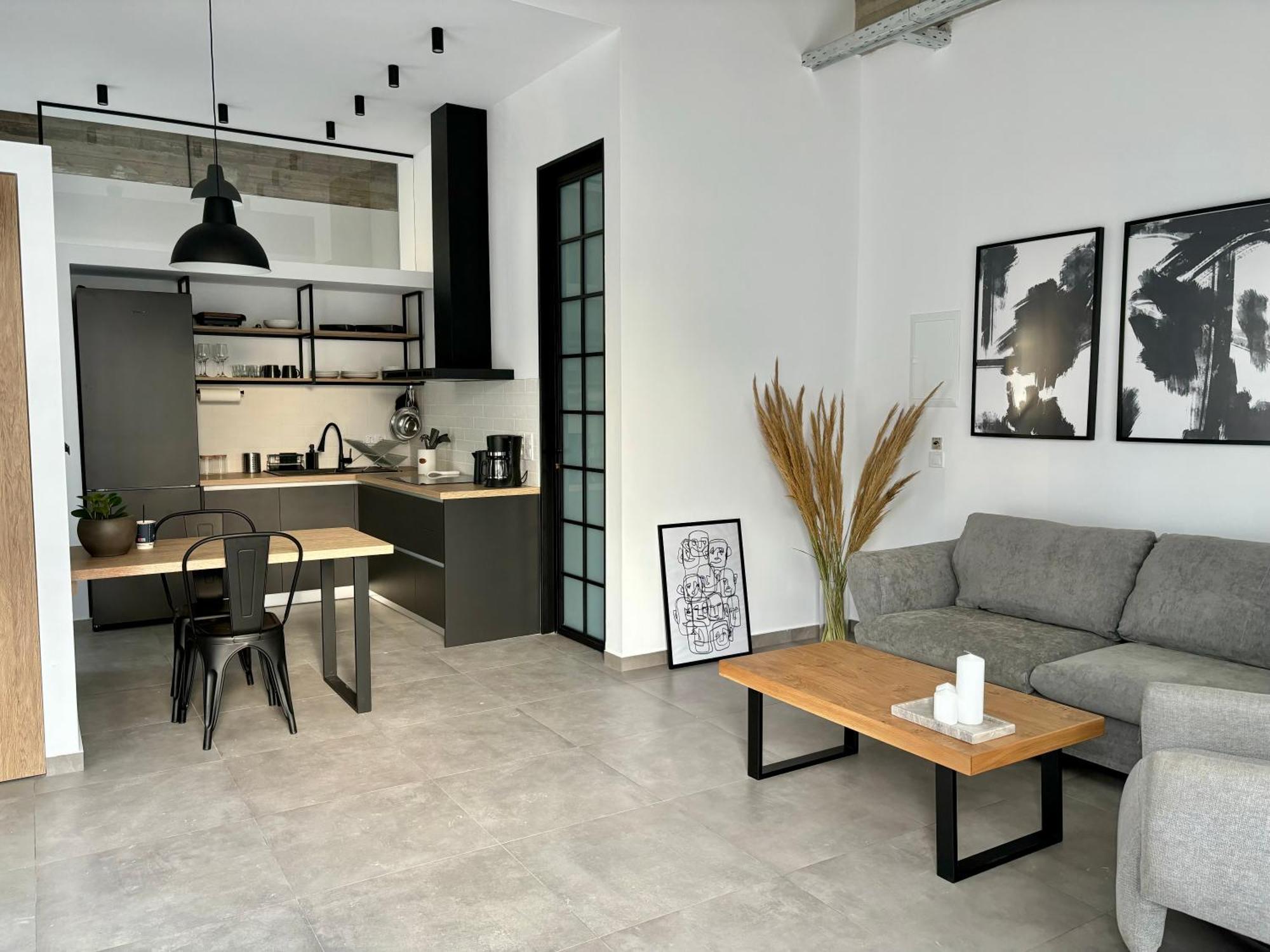 Industrial Loft Comfort Living Iráklio Kültér fotó