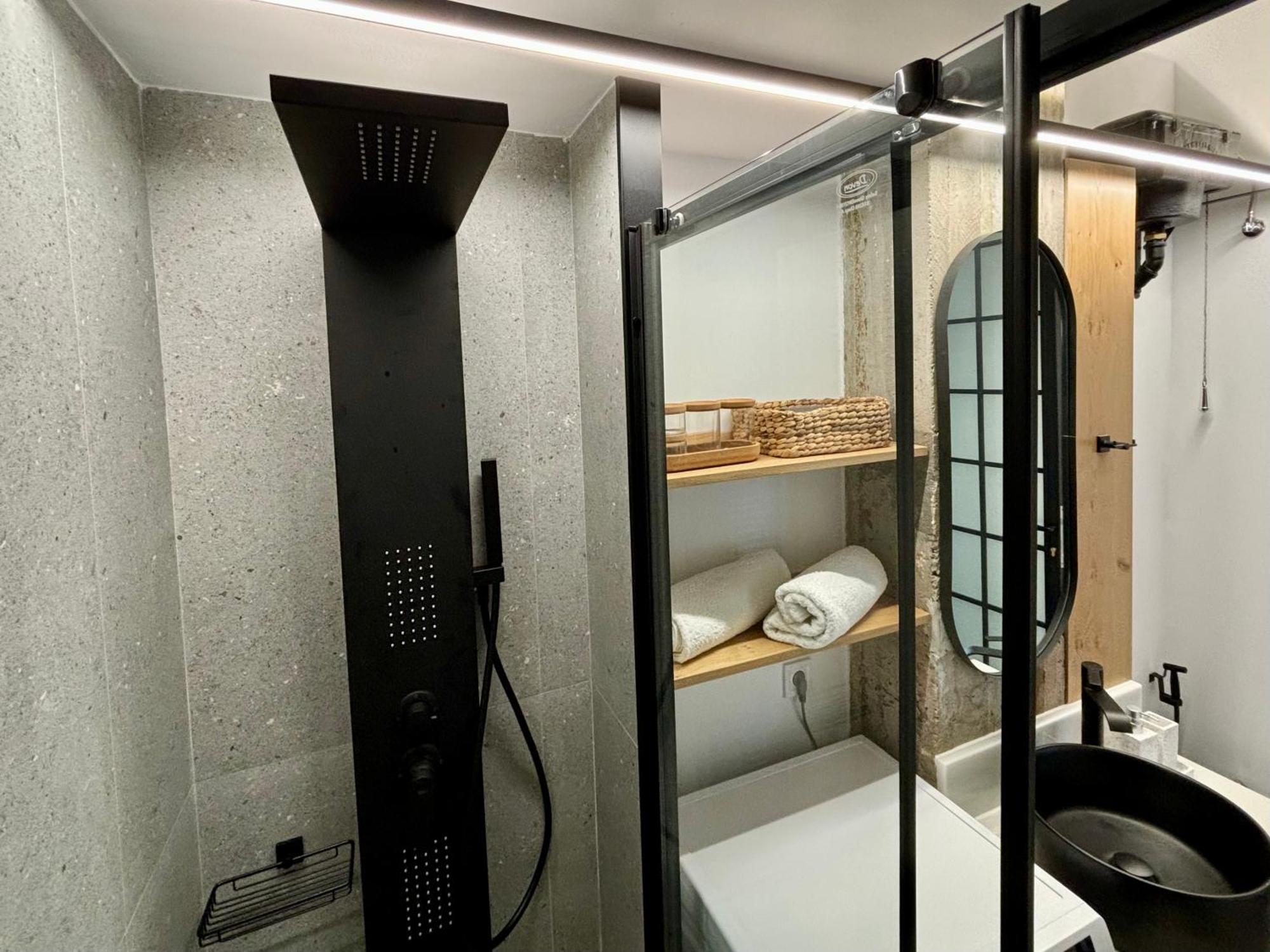 Industrial Loft Comfort Living Iráklio Kültér fotó